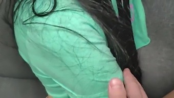 Teen Girl Gets Her Pussy Licked And Fucked On Sofa