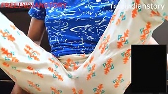 Brunette Indian Bhabhi Gives A Sensual Blowjob On Cam