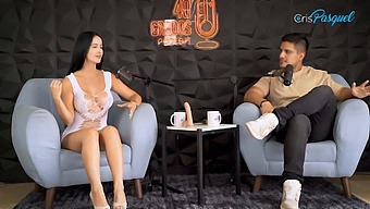 Latina Babe Kathrin Gives A Big Ass Blowjob In Hd