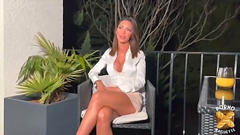 Mature And Seductive, Vittoria Ignites Passion At 38
